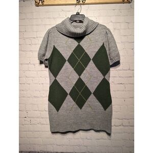 Maurices Short sleeved argyle sweater size 2X